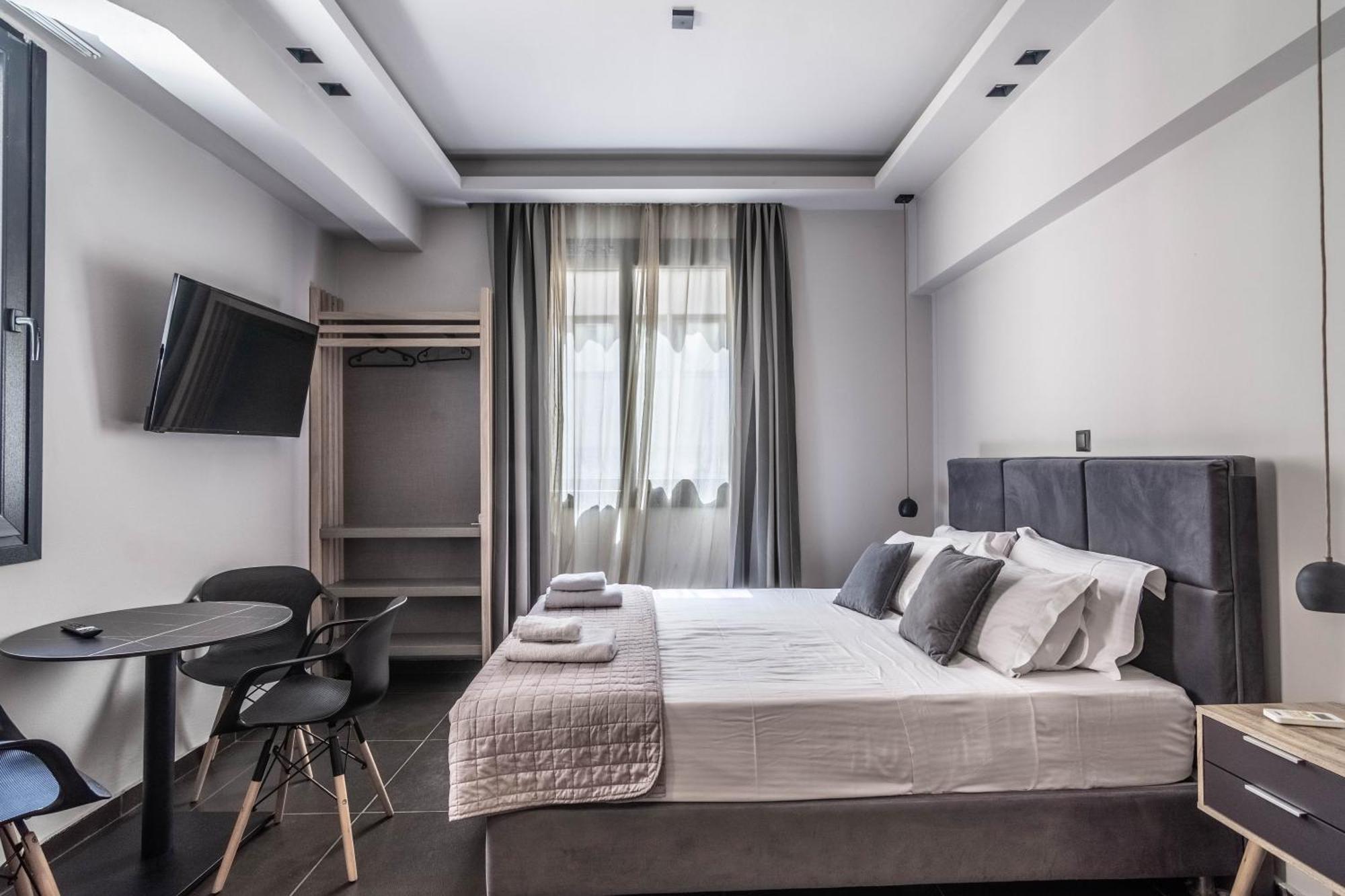 Furla Apartments Athena Bagian luar foto